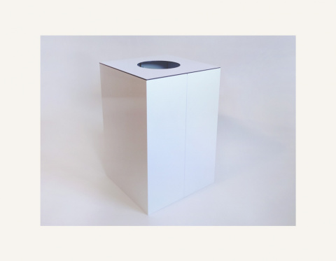 Donica stojąca / wysoka / aluminiowa / biały połysk Donica stojąca / wysoka / aluminiowa / biały połysk